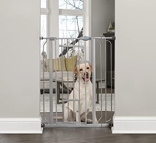 Carlson Extra Tall Walk Through Pet Gate with Small Pet Door, include Kit de extensie de 4 inci, Kit de montare sub presiune